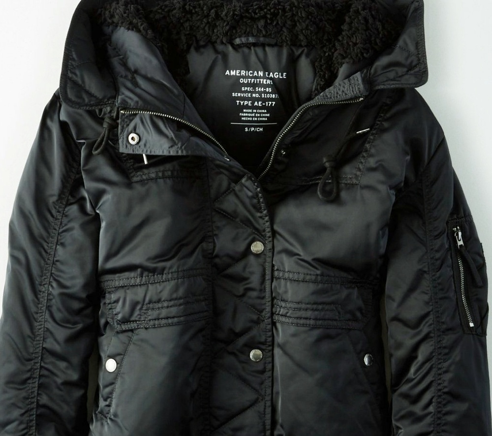 American Eagle sherpa black puffer XXS & XS
